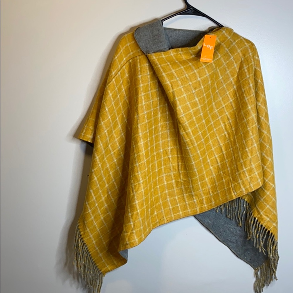 New! Medium poncho